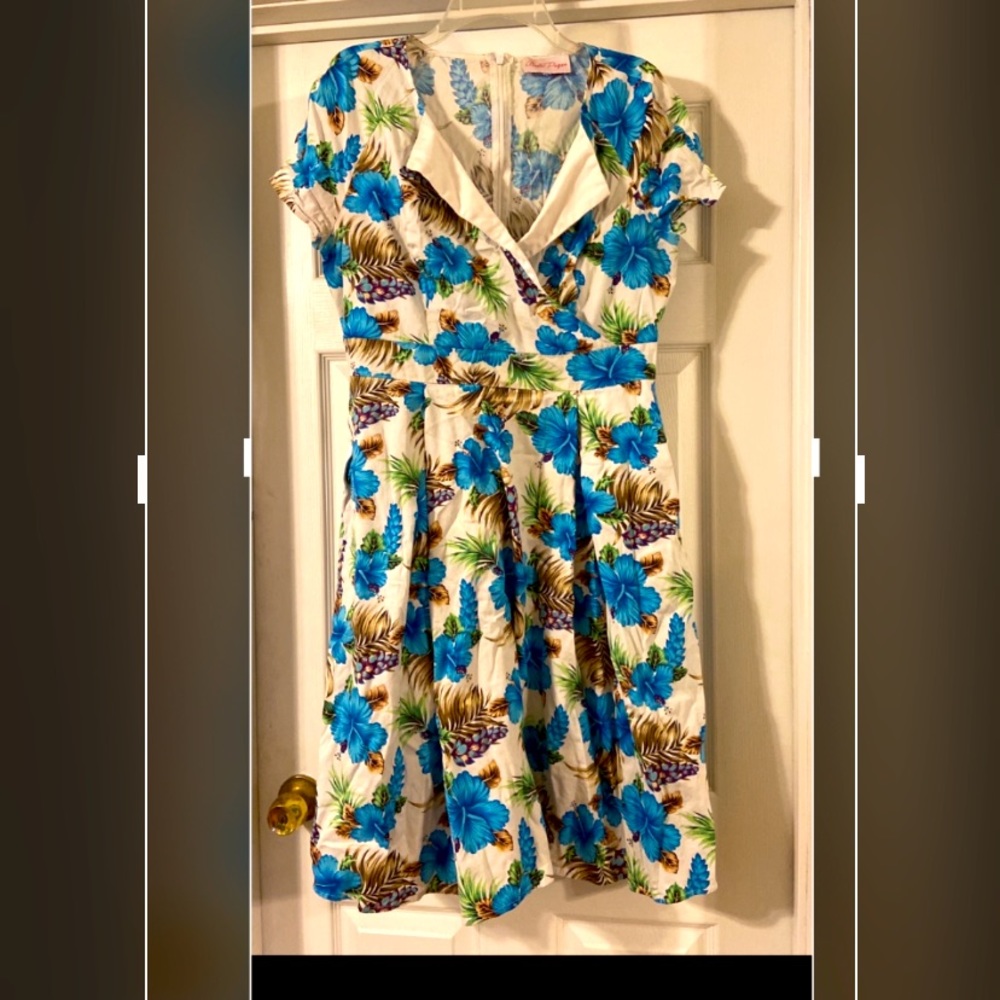 ❤️Blue Hawaiian “housewife” dress pin up 1950s style❤️❤️
